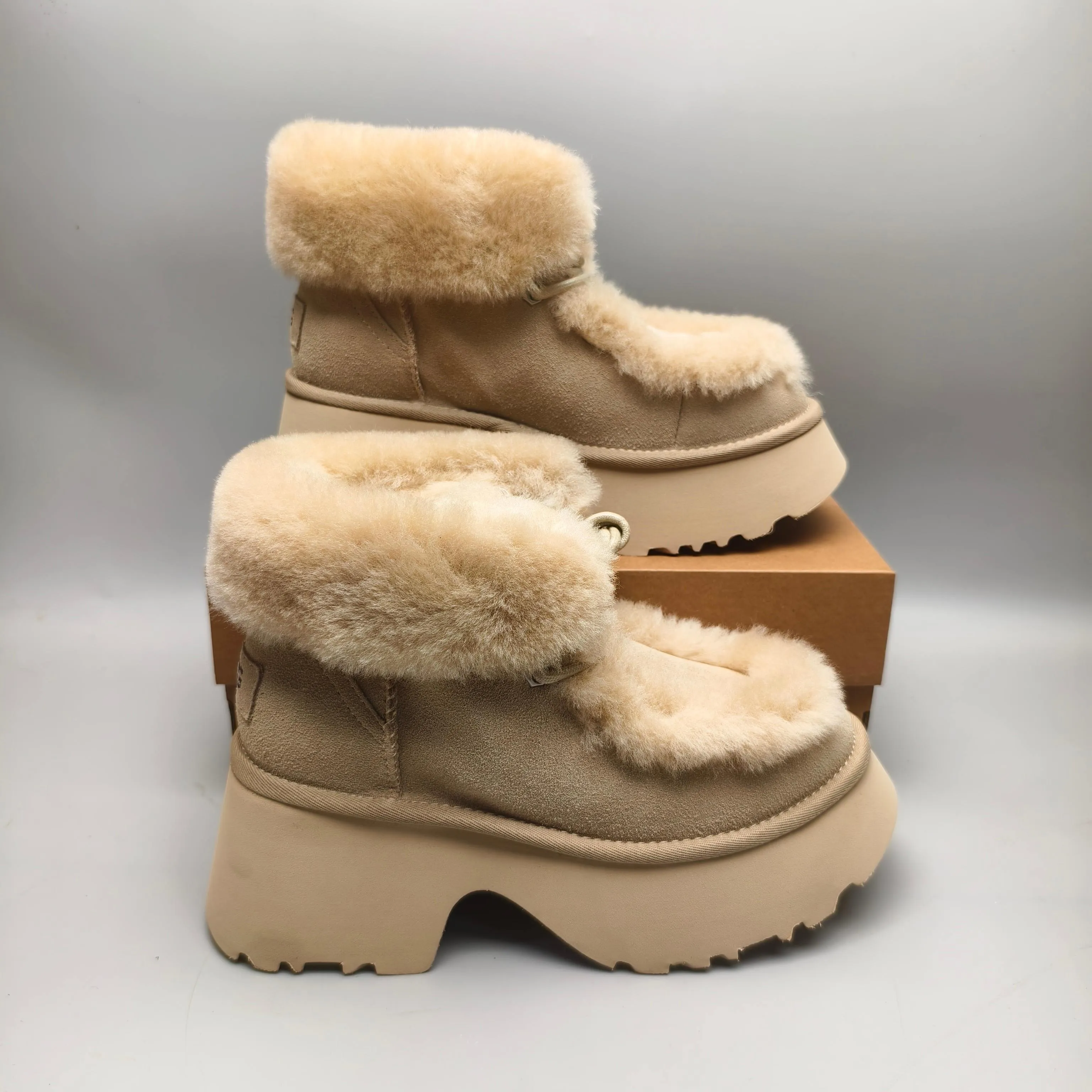 💰 600 UGG sheepskin all-in-one snow boots 1532 Song Yuqi’s same style, Esme wedge-heeled short boots, overflowing lace-up style, color: maroon, mustard, matching size: 35-41